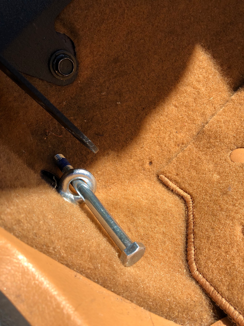 Illustration for article titled 6 Point Harness Install